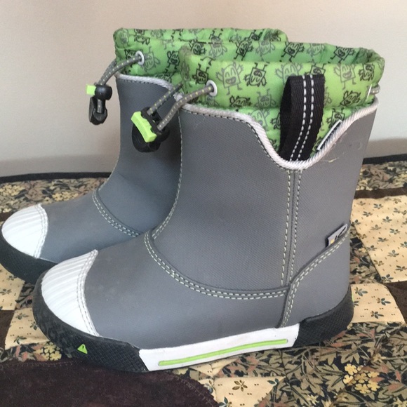 keen boys boots